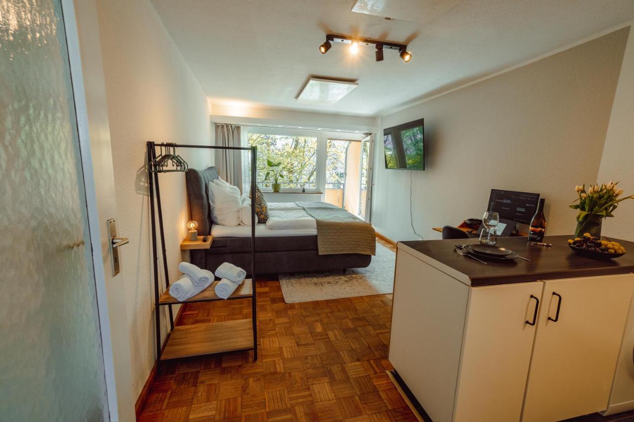 Studio Apartment Mit Parkplatz Oberesslingen Buitenkant foto