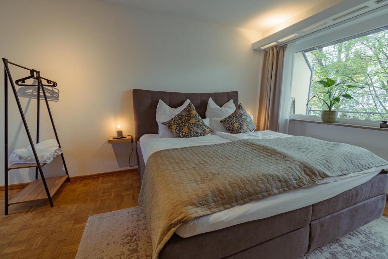 Studio Apartment Mit Parkplatz Oberesslingen Buitenkant foto
