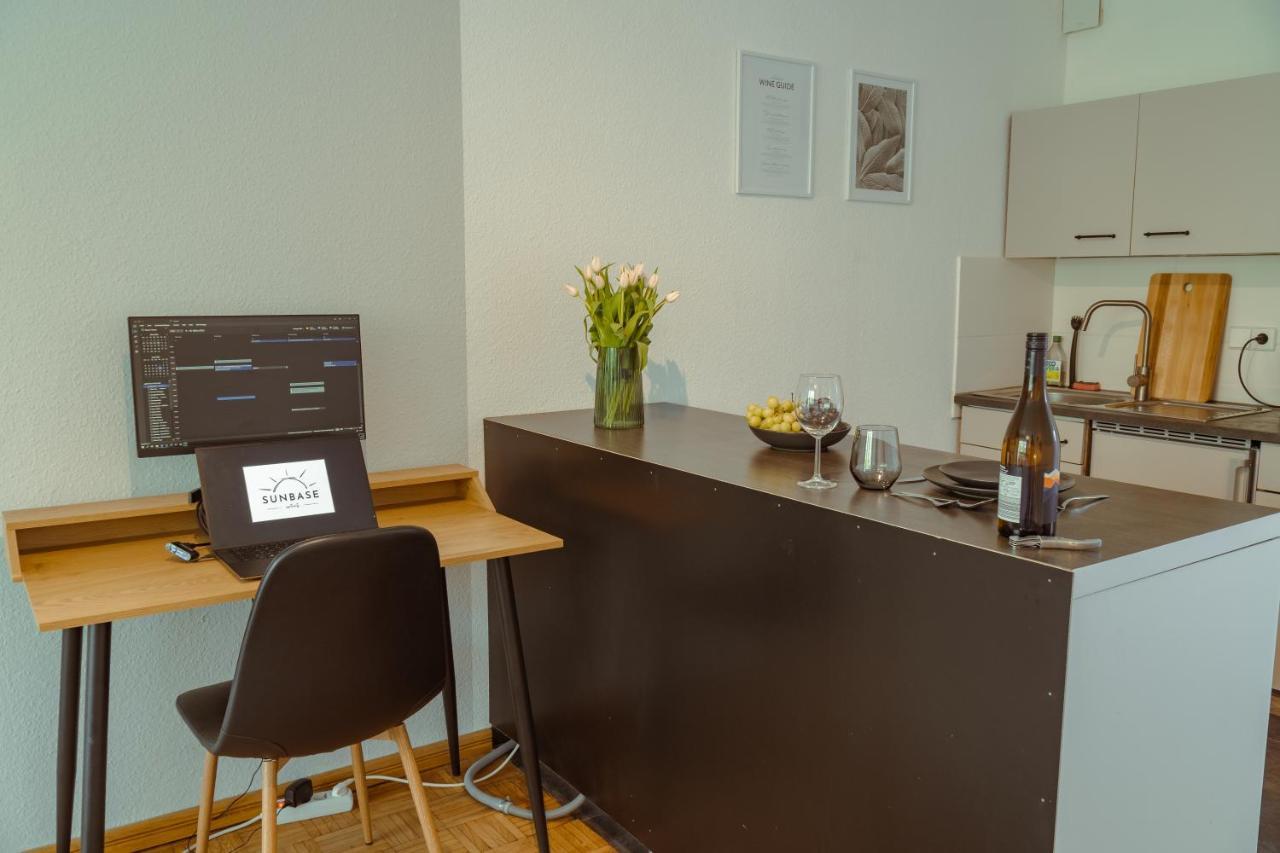 Studio Apartment Mit Parkplatz Oberesslingen Buitenkant foto